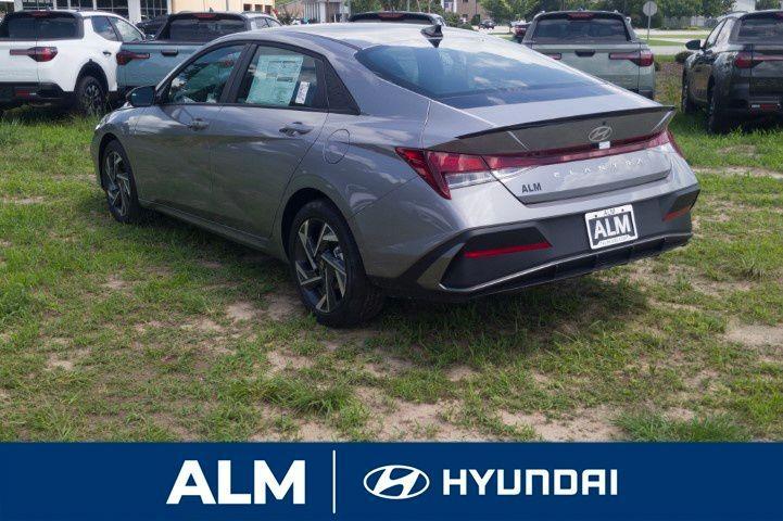new 2025 Hyundai Elantra car, priced at $21,959