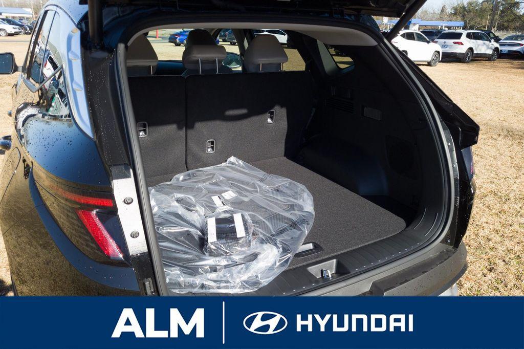 new 2025 Hyundai TUCSON Hybrid car, priced at $39,789