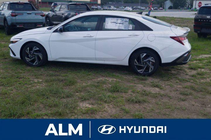 new 2025 Hyundai Elantra car, priced at $23,417