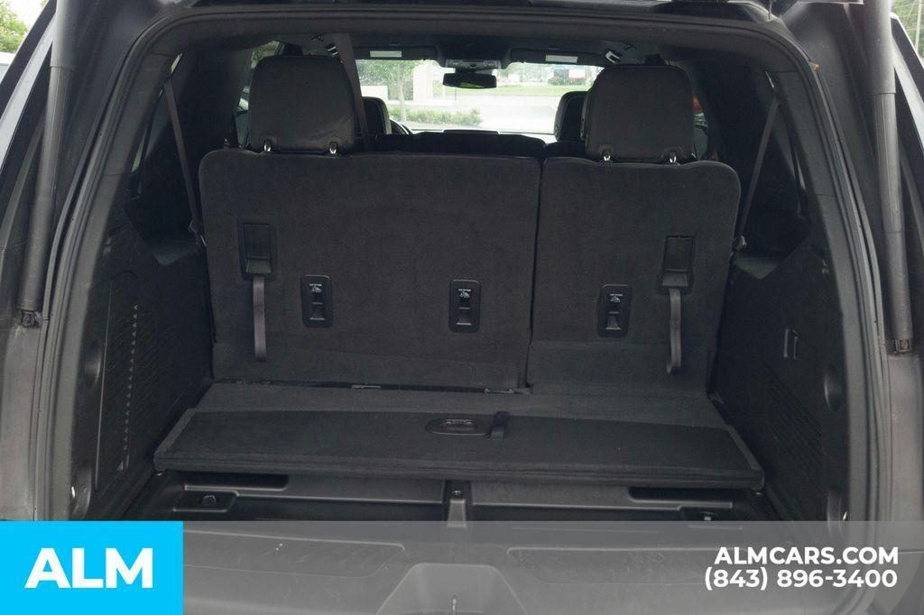 used 2023 GMC Yukon XL car, priced at $48,520