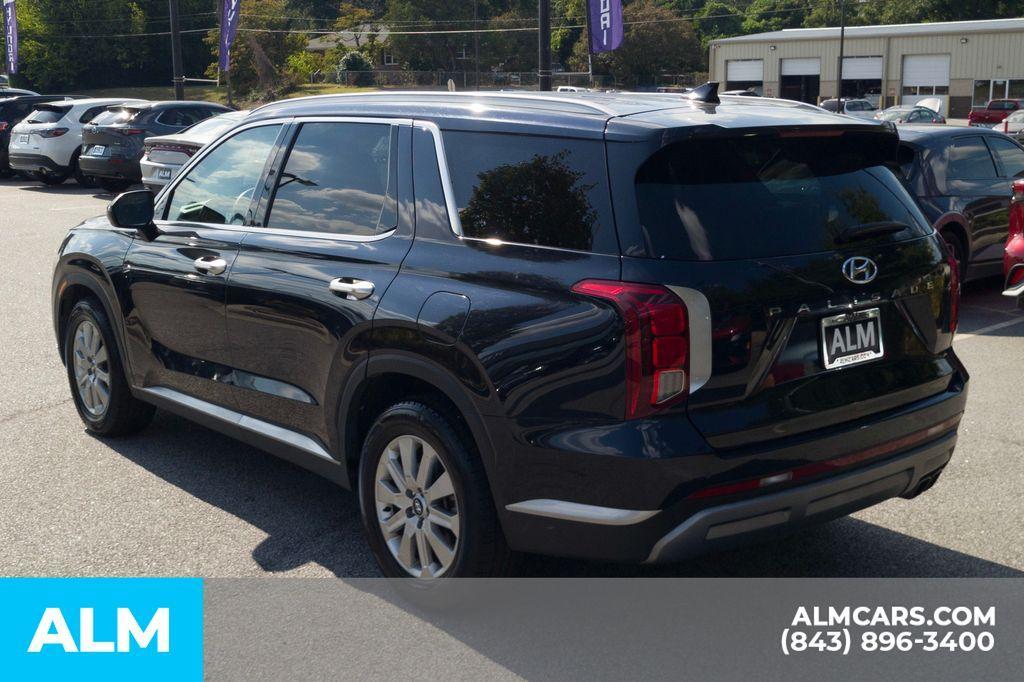 used 2024 Hyundai Palisade car, priced at $31,420