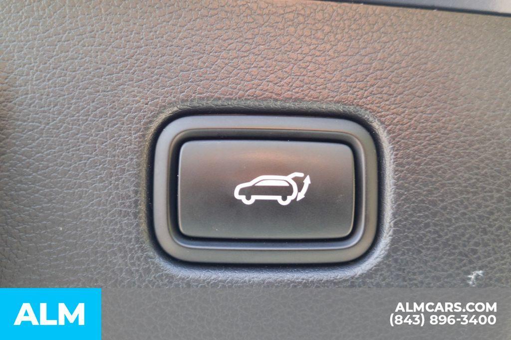 used 2024 Hyundai Palisade car, priced at $31,420