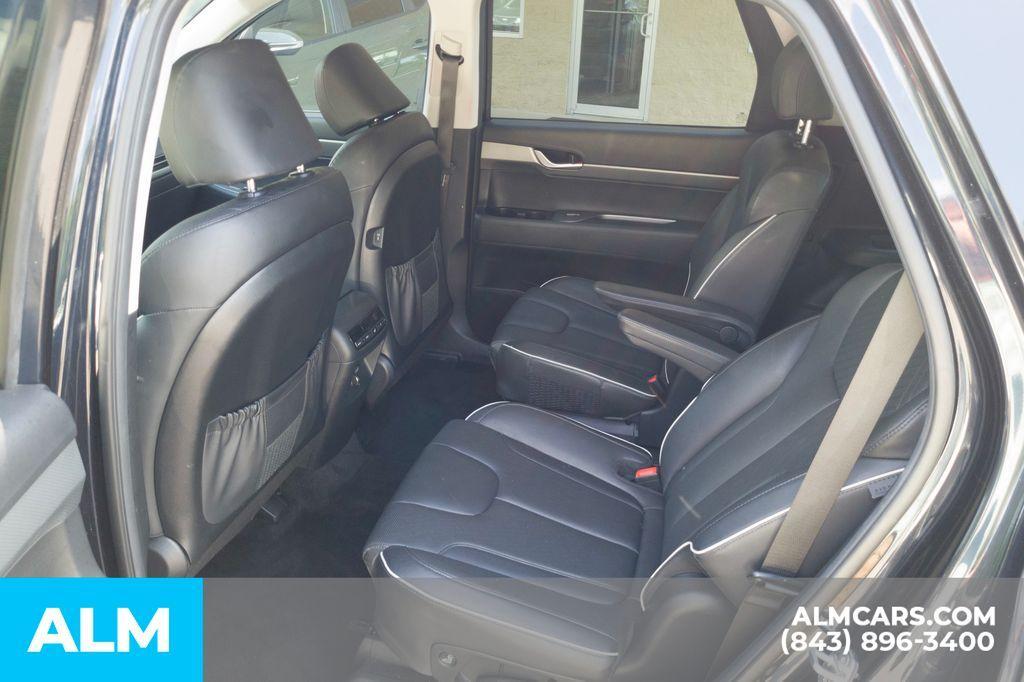 used 2024 Hyundai Palisade car, priced at $31,420