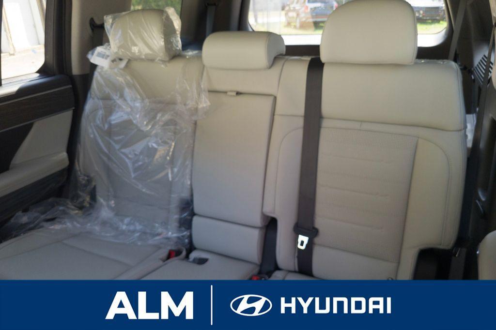 new 2025 Hyundai SANTA FE HEV car, priced at $41,996