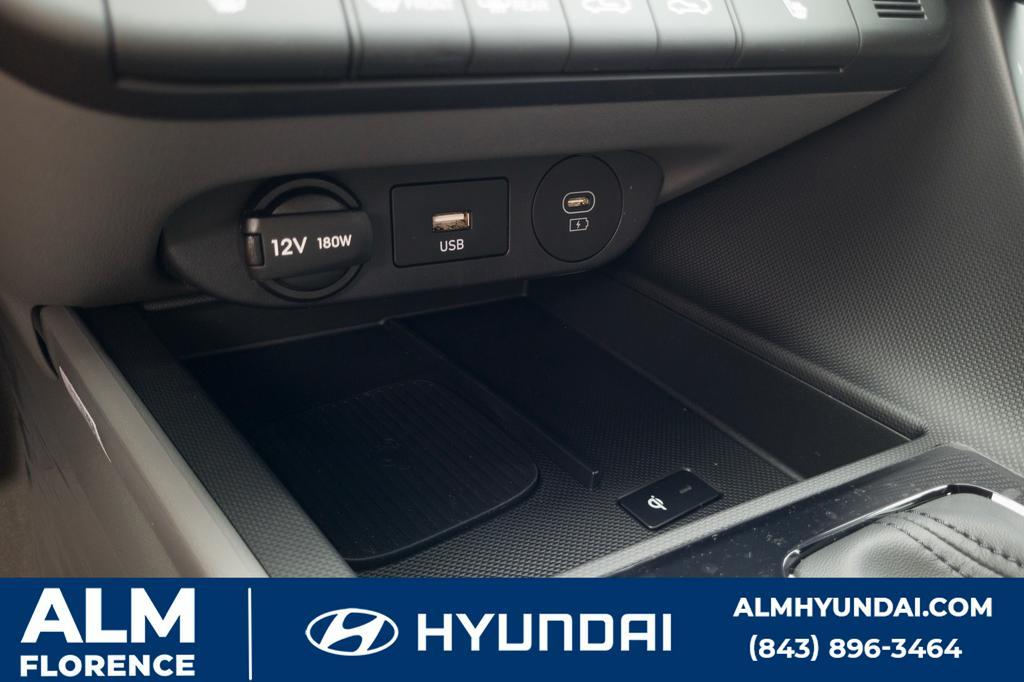 new 2024 Hyundai Elantra car, priced at $24,995