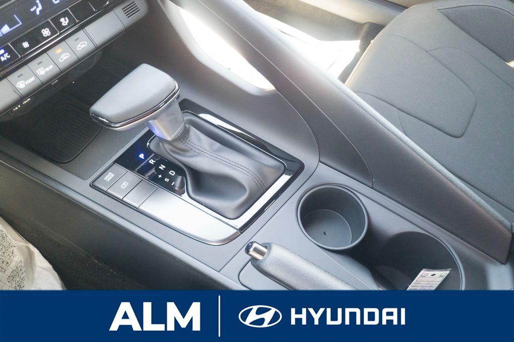 new 2025 Hyundai Elantra car, priced at $21,595