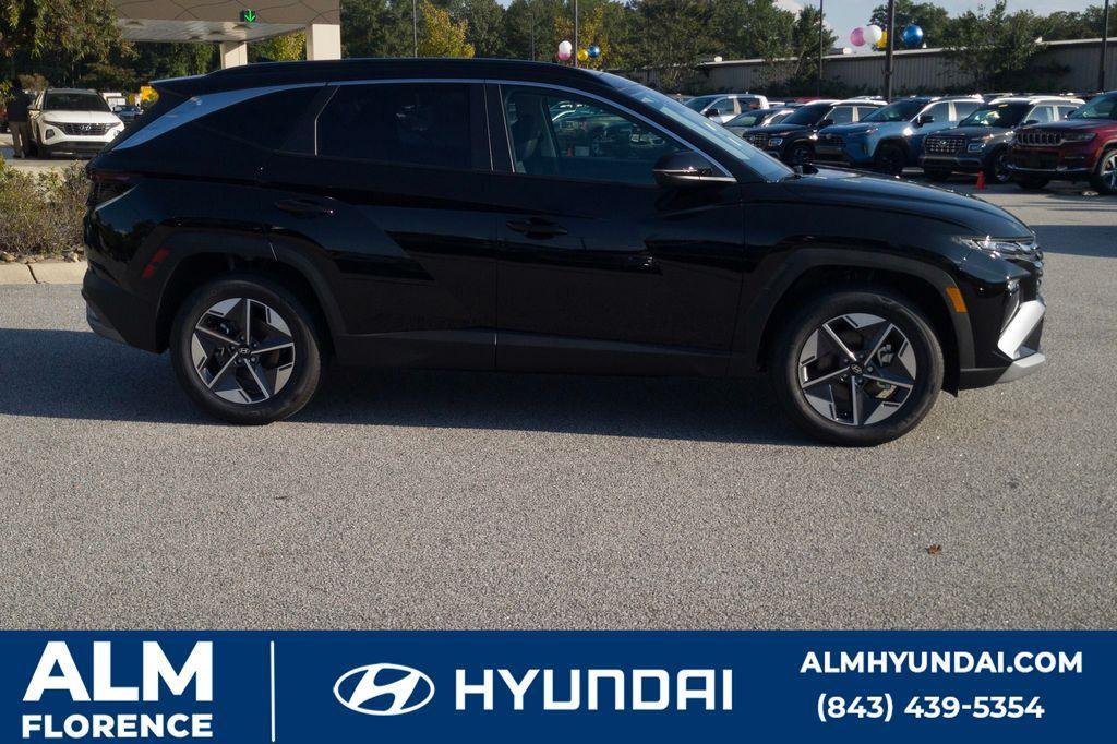 new 2025 Hyundai Tucson Hybrid car, priced at $35,995