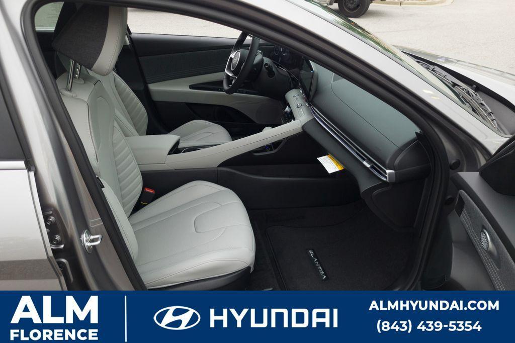 new 2025 Hyundai Elantra car, priced at $25,995