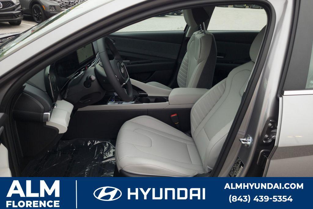 new 2025 Hyundai Elantra car, priced at $25,995