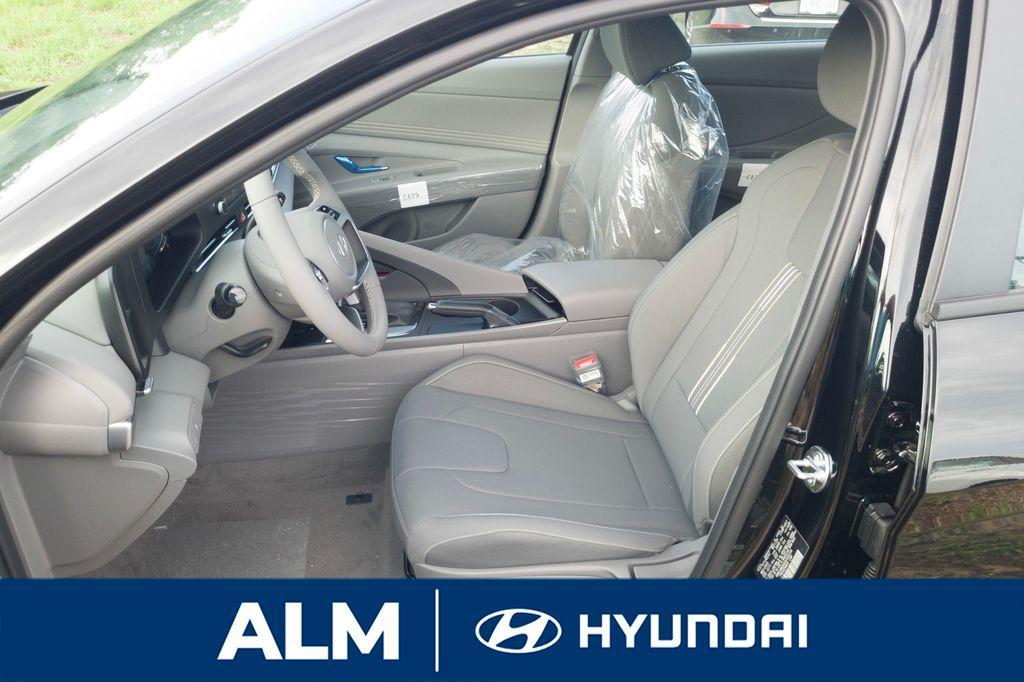 new 2025 Hyundai Elantra car, priced at $21,495