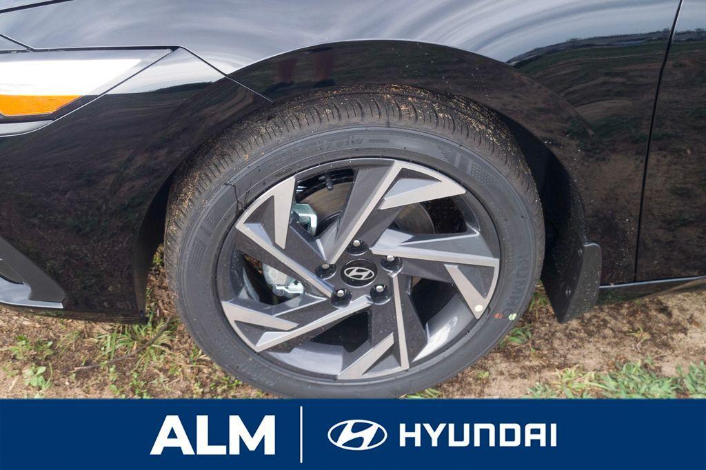 new 2025 Hyundai Elantra car, priced at $21,495