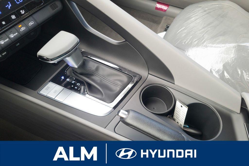 new 2025 Hyundai Elantra car, priced at $21,495