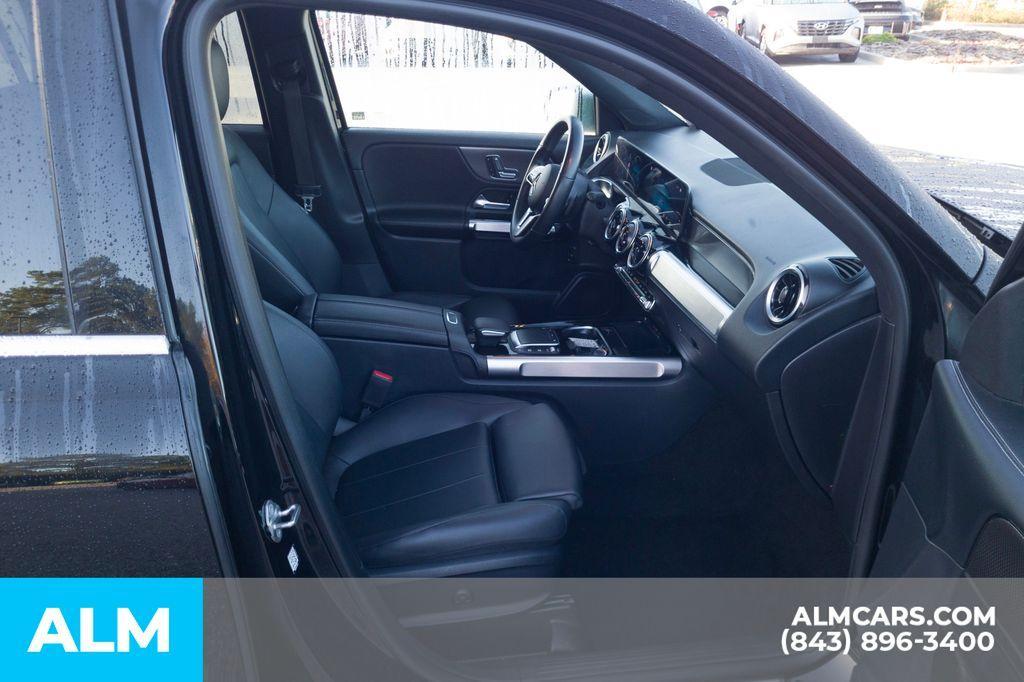 used 2022 Mercedes-Benz GLB 250 car, priced at $27,920