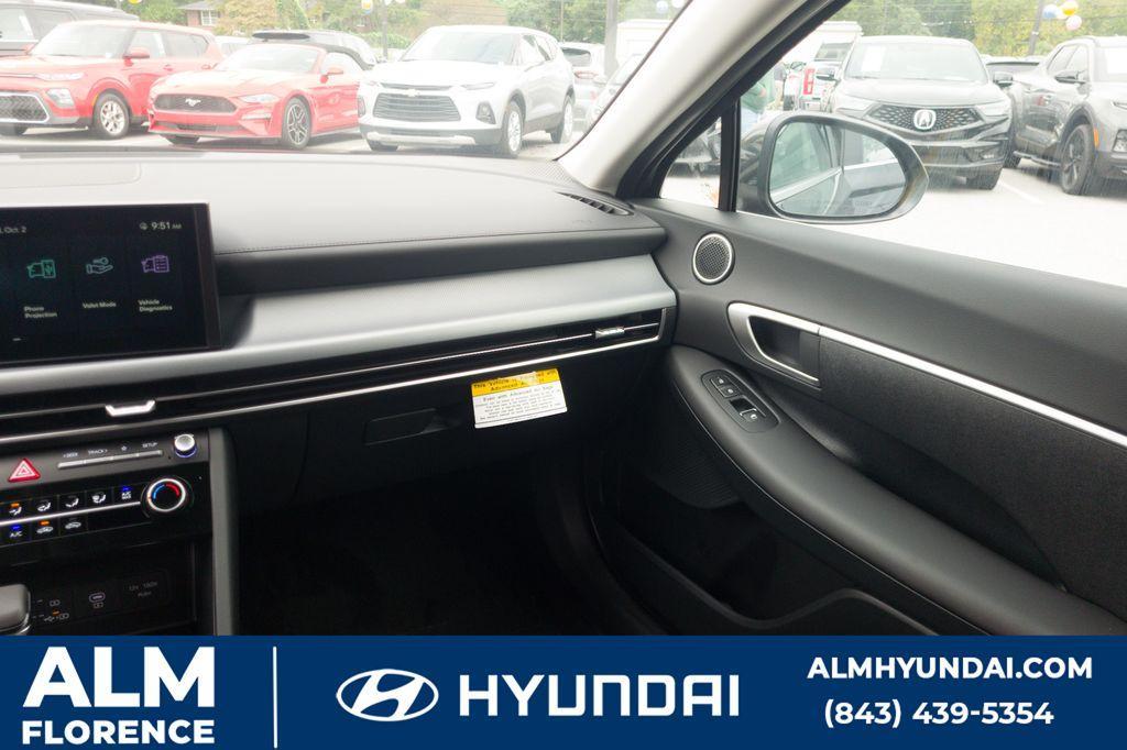 new 2025 Hyundai Sonata car, priced at $26,995