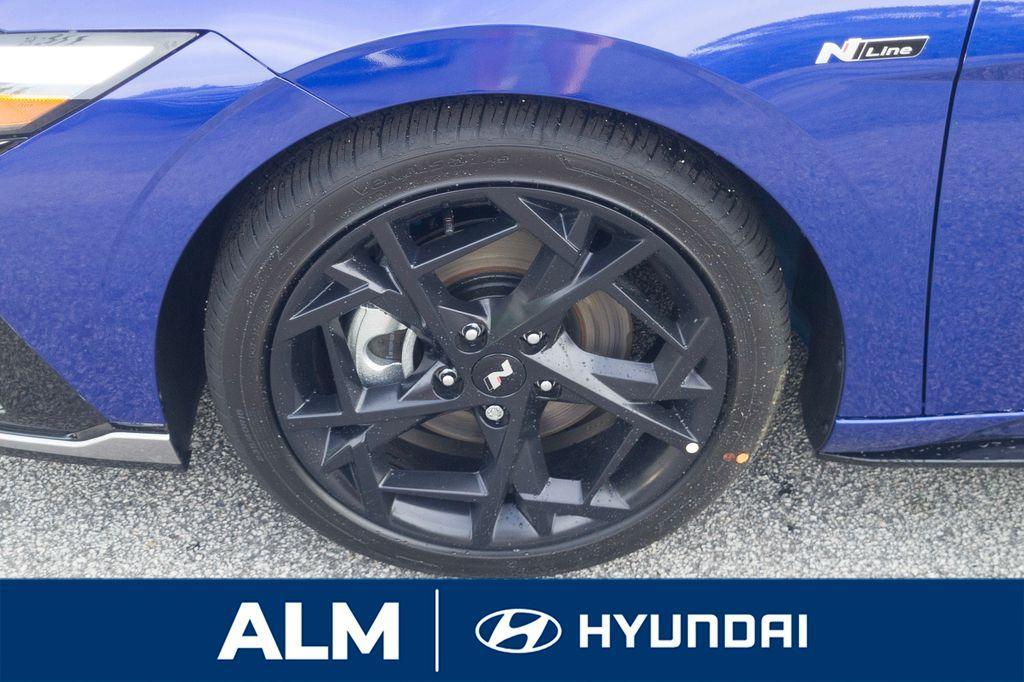 new 2025 Hyundai Elantra car, priced at $26,995