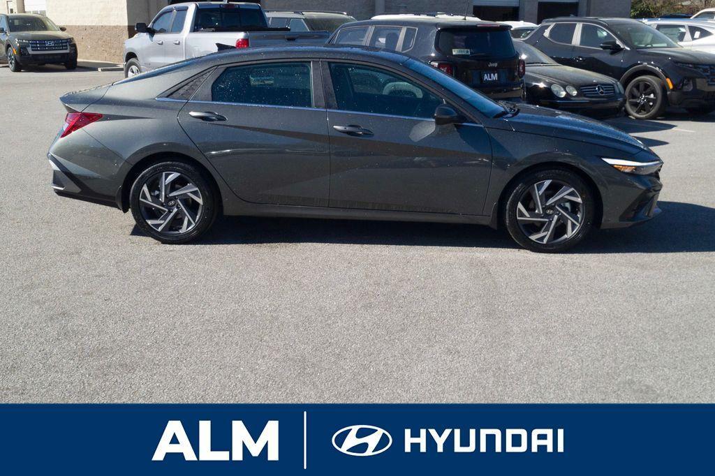 new 2025 Hyundai Elantra car, priced at $24,995