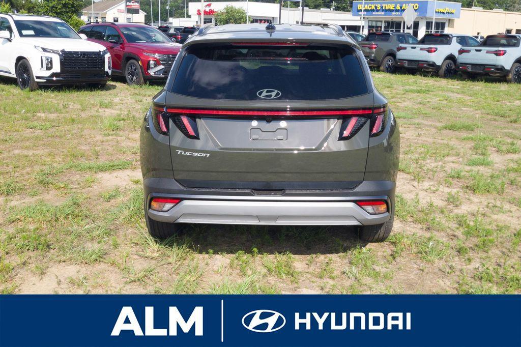new 2025 Hyundai Tucson car, priced at $31,995