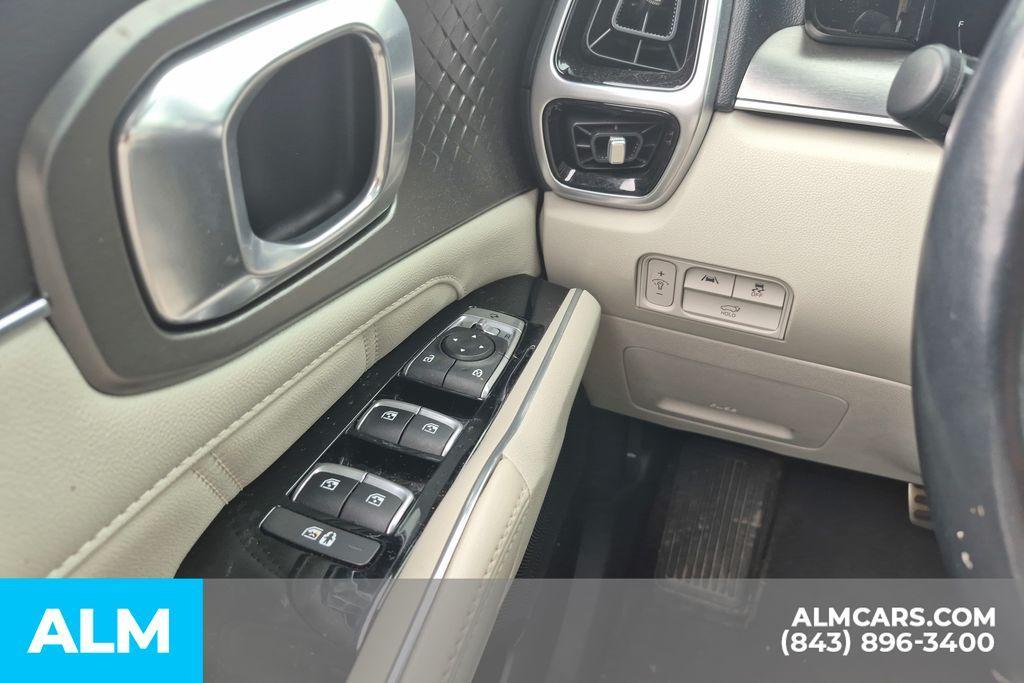used 2021 Kia Sorento car, priced at $23,920