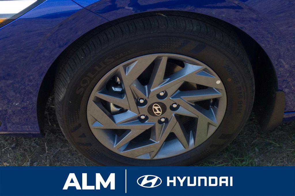 new 2025 Hyundai ELANTRA HEV car, priced at $24,645