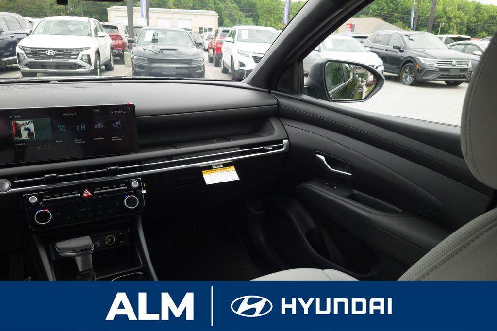new 2025 Hyundai SANTA CRUZ car, priced at $30,183