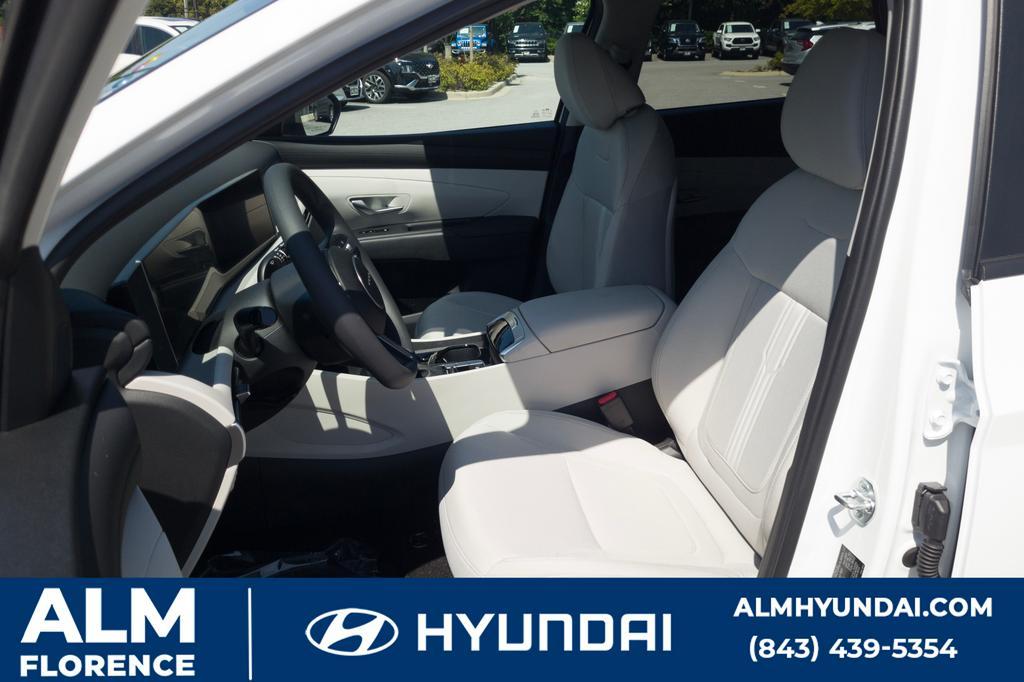 new 2025 Hyundai Tucson car, priced at $29,995