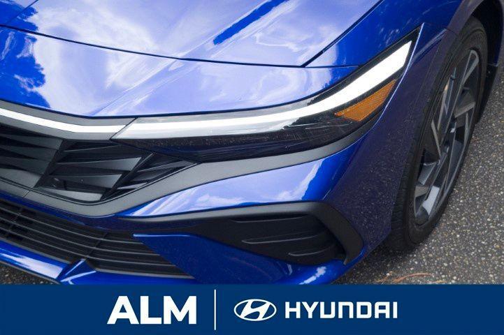 new 2025 Hyundai Elantra car, priced at $23,020