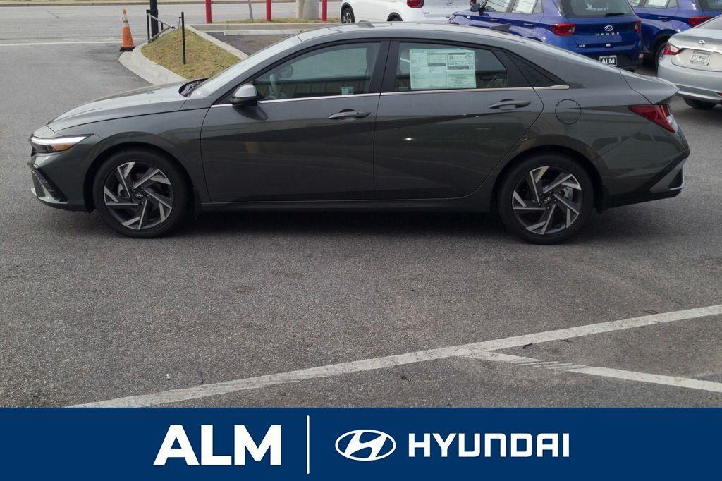 new 2025 Hyundai Elantra car, priced at $23,995