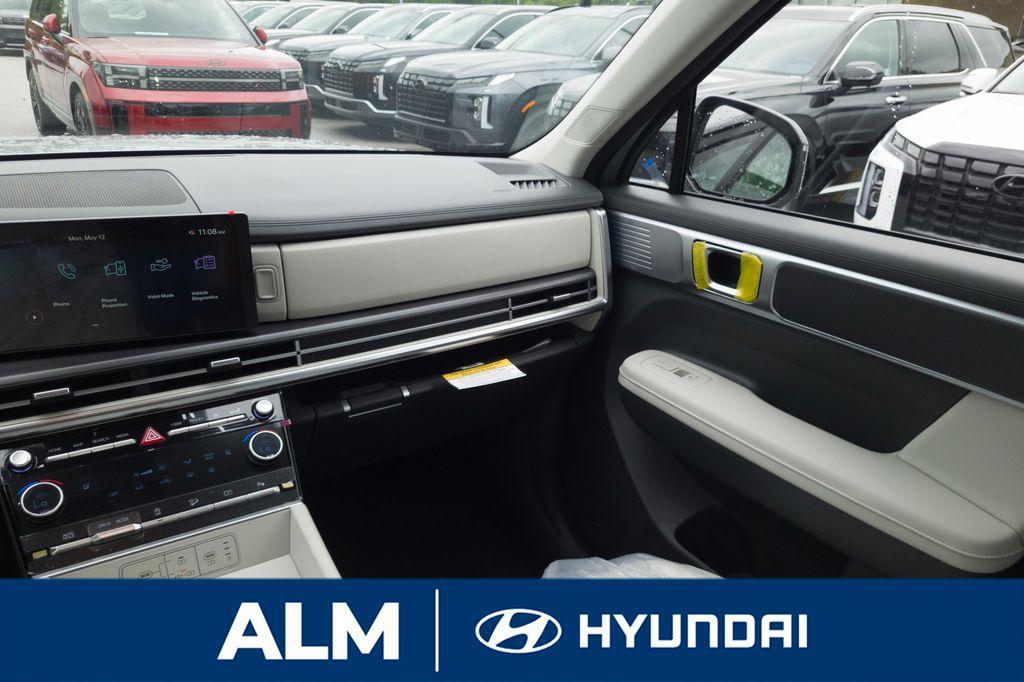 new 2025 Hyundai Santa Fe car, priced at $35,525
