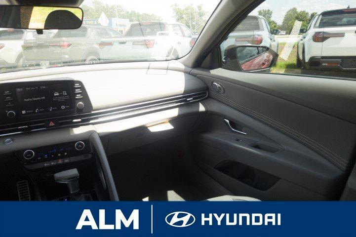 new 2025 Hyundai Elantra car, priced at $23,126