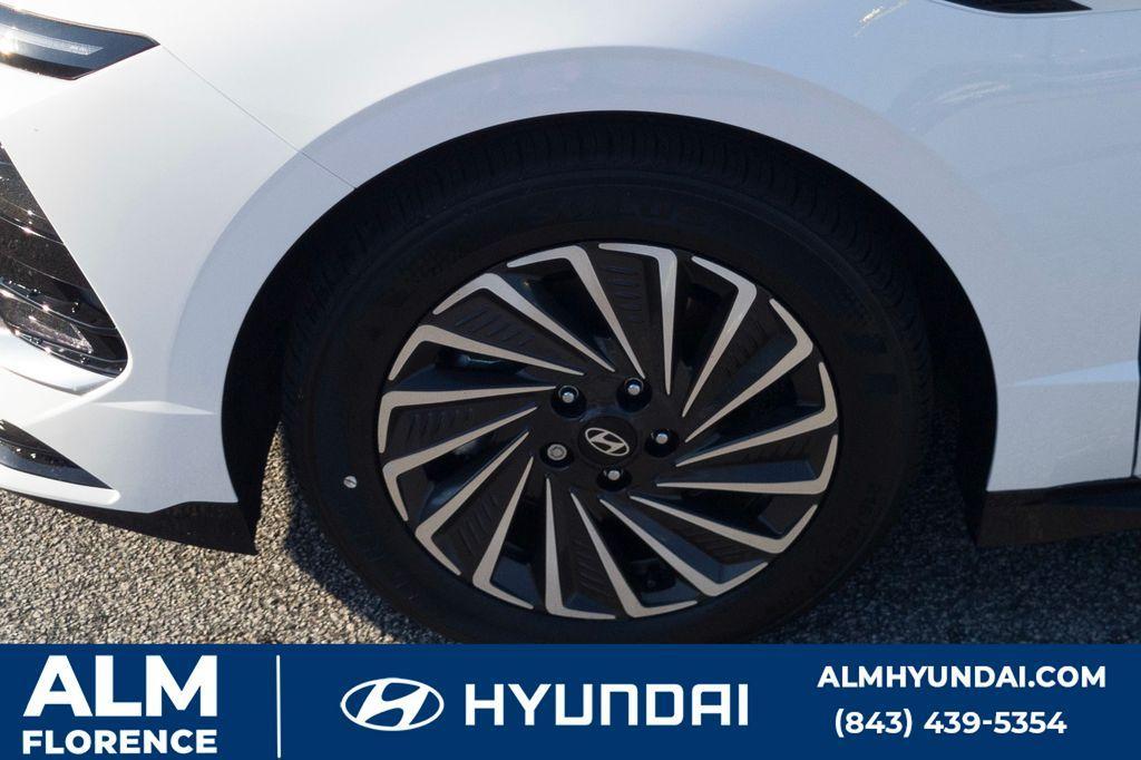 new 2024 Hyundai Sonata Hybrid car, priced at $28,995