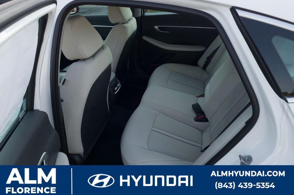 new 2024 Hyundai Sonata Hybrid car, priced at $28,995