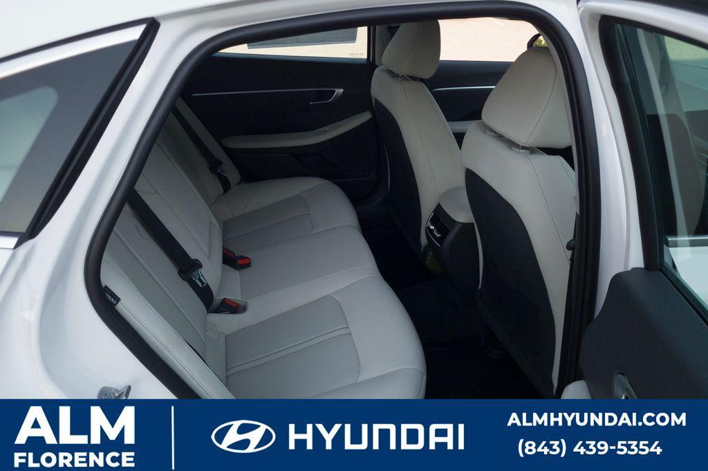 new 2024 Hyundai Sonata Hybrid car, priced at $28,995