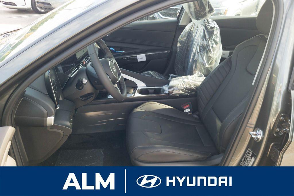 new 2025 Hyundai Elantra car, priced at $26,916
