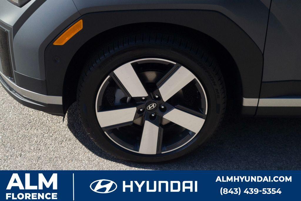 new 2025 Hyundai Santa Fe HEV car, priced at $44,995