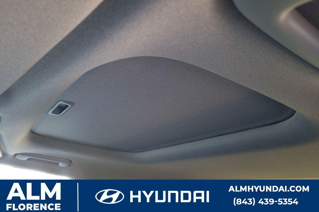 new 2025 Hyundai Santa Fe HEV car, priced at $44,995