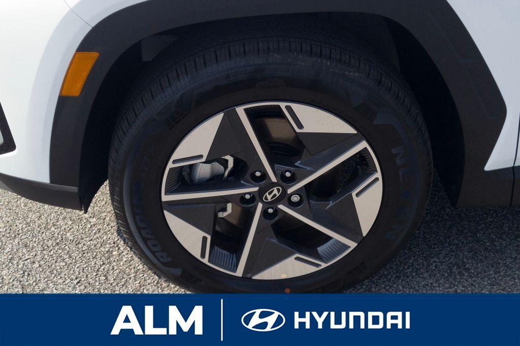 new 2025 Hyundai TUCSON Hybrid car, priced at $34,995