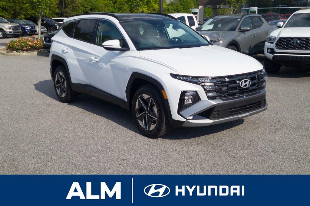 new 2025 Hyundai TUCSON Hybrid car, priced at $34,995