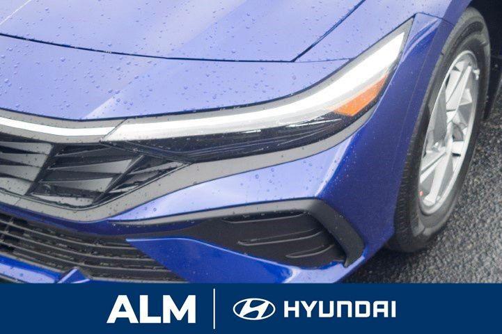 new 2025 Hyundai Elantra car, priced at $22,673