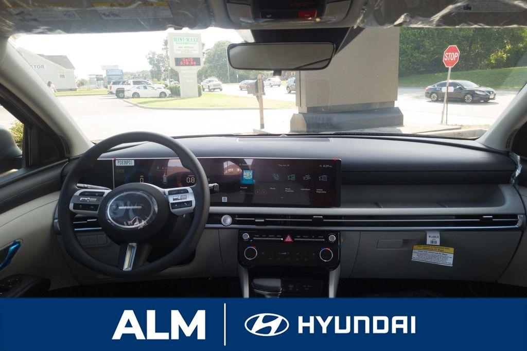 new 2025 Hyundai Tucson car, priced at $28,415