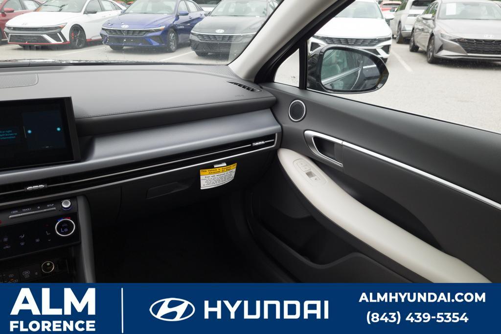 new 2024 Hyundai Sonata car, priced at $27,695