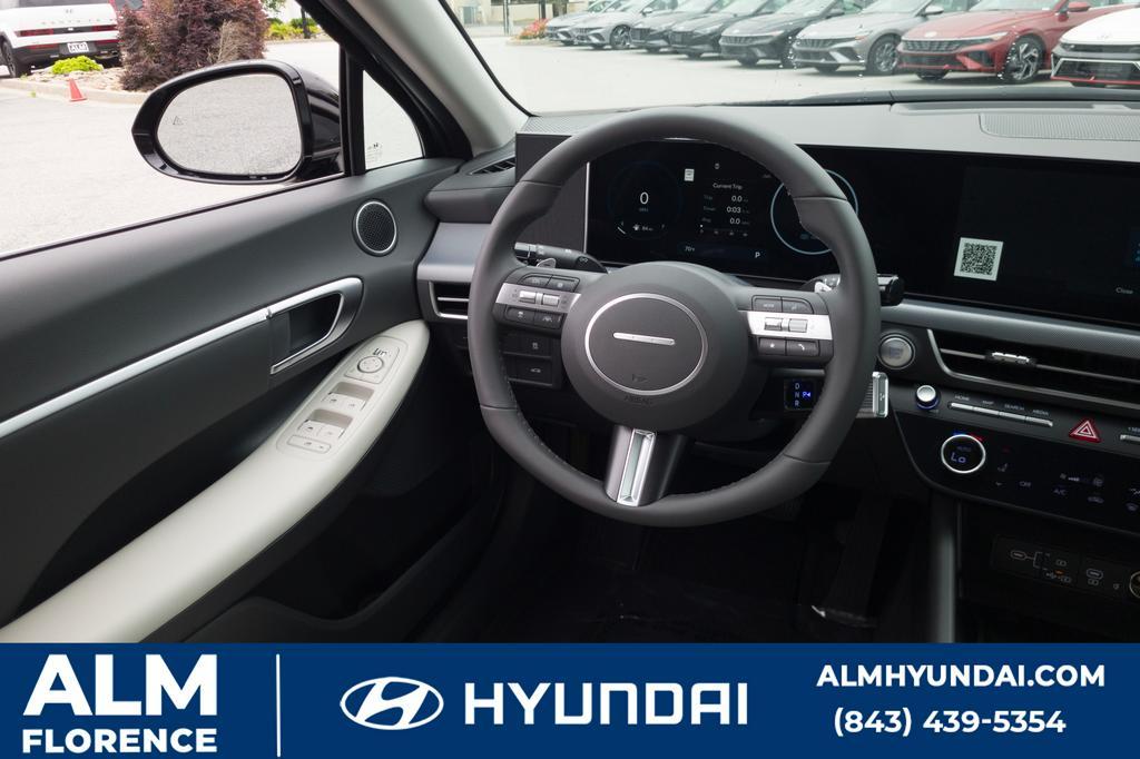 new 2024 Hyundai Sonata car, priced at $27,695