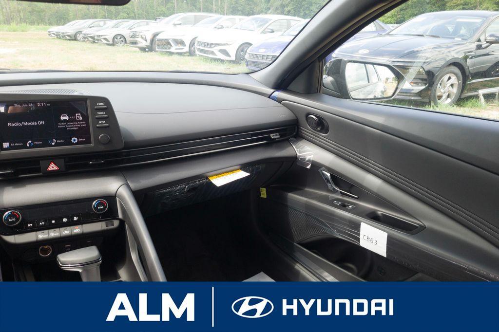 new 2025 Hyundai Elantra car, priced at $20,996