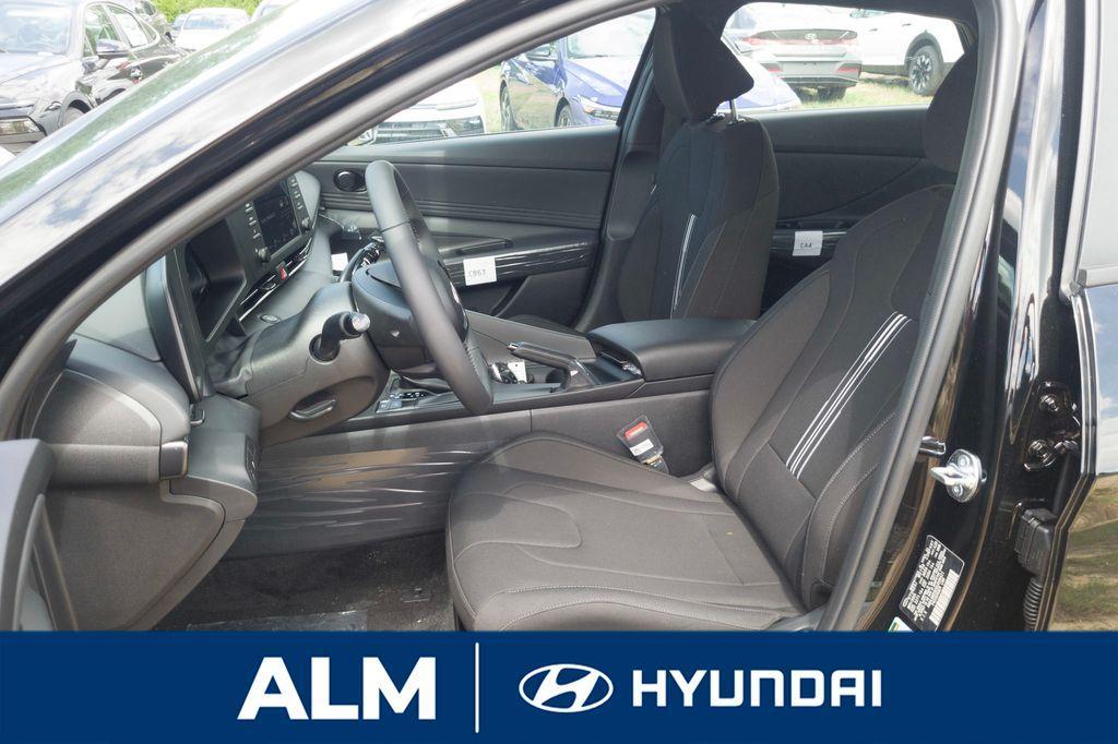 new 2025 Hyundai Elantra car, priced at $20,996