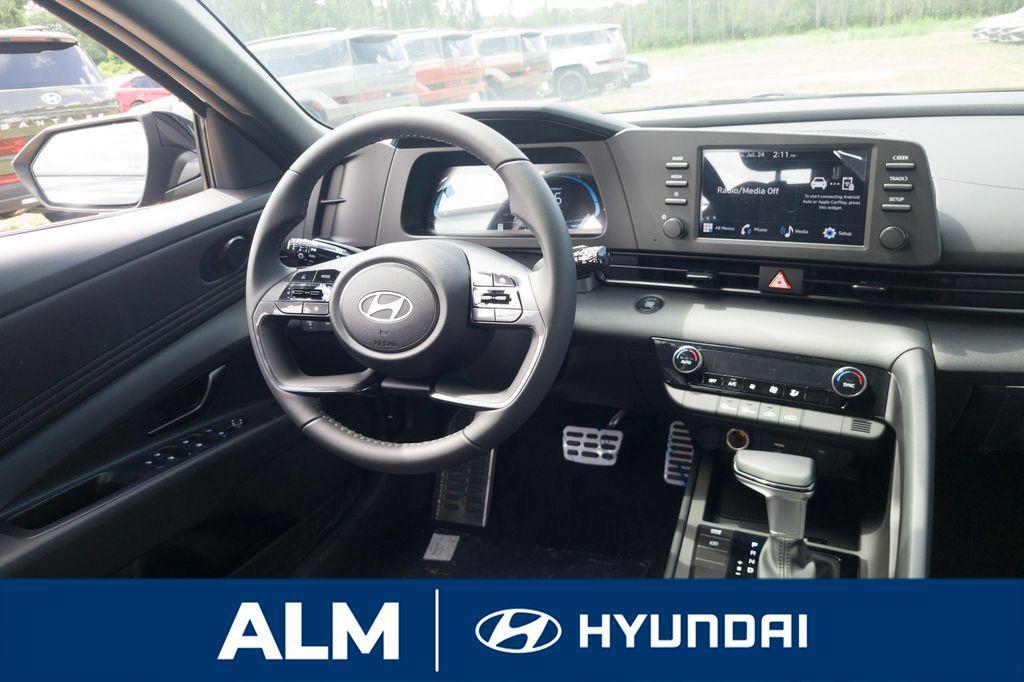 new 2025 Hyundai Elantra car, priced at $20,996