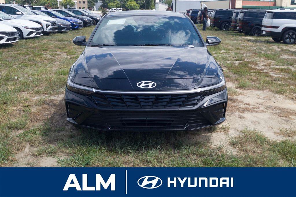new 2025 Hyundai Elantra car, priced at $20,996