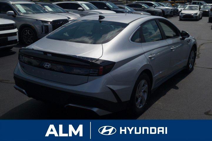 new 2025 Hyundai Sonata car, priced at $24,815