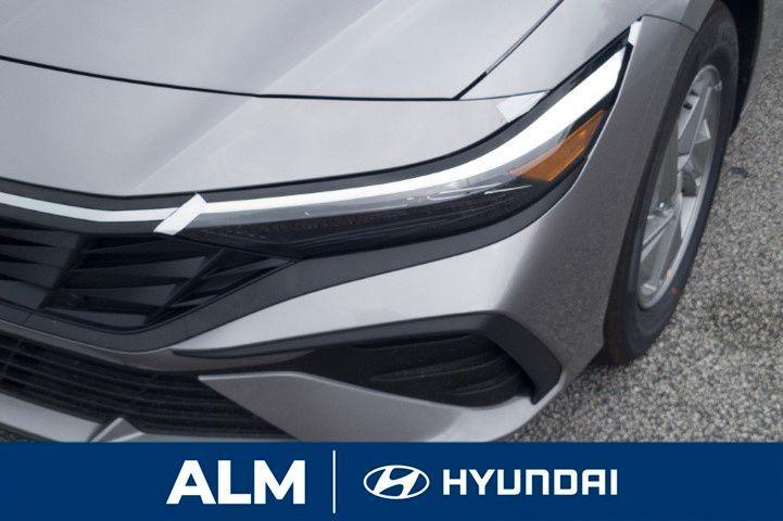 new 2025 Hyundai Elantra car, priced at $22,319