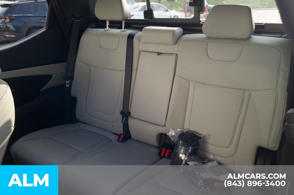 used 2025 Hyundai SANTA CRUZ car, priced at $29,420