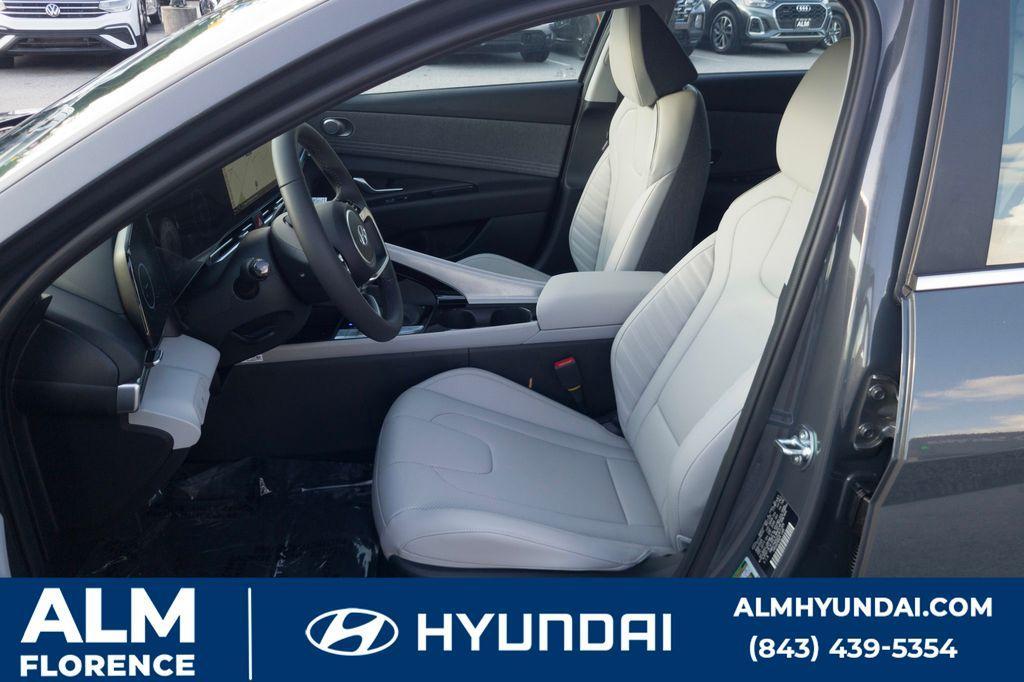 new 2025 Hyundai Elantra car, priced at $25,995