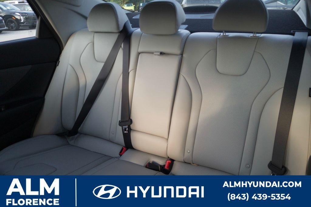 new 2025 Hyundai Elantra car, priced at $25,995